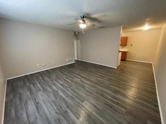 1512 82nd St Unit 12, Lubbock, TX 79423