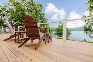 225 Lakeview Rd, Craryville, NY 12521
