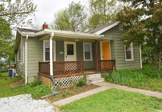 1410 S Woodlawn Ave, Bloomington, IN 47401