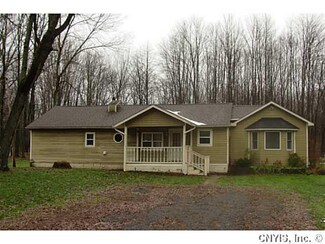 7846 Brownell Rd, Kirkville, NY 13082