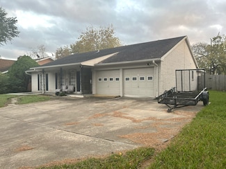 8811 Leader St, Houston, TX 77036