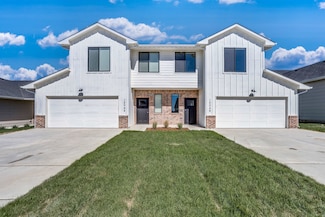 12470-12472 W Blanford St, Maize, KS 67223