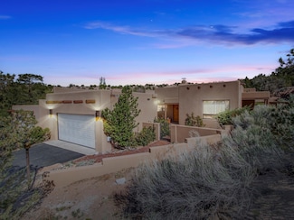 407 Michelle Ct, Santa Fe, NM 87501
