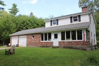 345 Woodland Rd, Saint Johnsbury, VT 05819