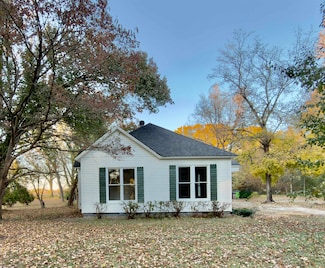 8620 E Kerrville Rosemark Rd, Millington, TN 38053