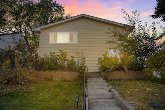 326 2nd Ave S, South Saint Paul, MN 55075