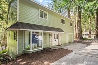 415 Sudden Valley Dr, Bellingham, WA 98229