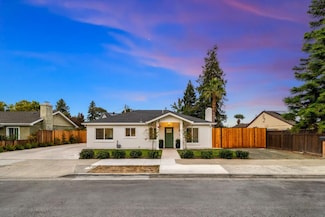 432 Oak Ridge Dr, Redwood City, CA 94062