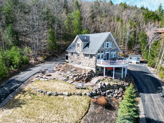 142 Highlands Dr, Conway, NH 03818