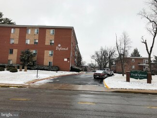 3737 Clarks Ln Unit 411, Baltimore, MD 21215