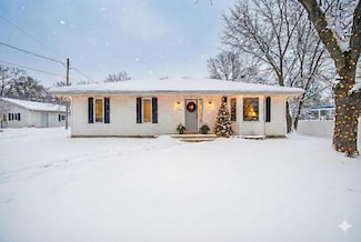 1945 Cooper St, Jackson, MI 49202