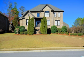 776 Lake Crest Dr, Hoover, AL 35226
