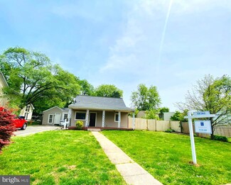 109 Crozet St, Manassas Park, VA 20111