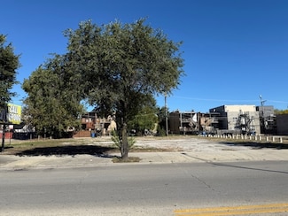 2904 W Madison St, Chicago, IL 60612