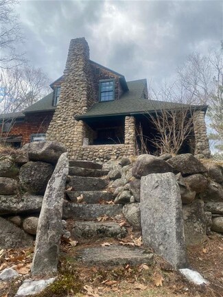 615 Chocorua Lake Rd, Tamworth, NH 03886