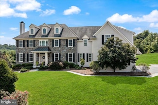 102 Wyndham Hill Dr, Kennett Square, PA 19348