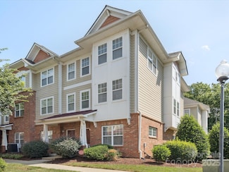 1236 Taliesin Ct, Charlotte, NC 28204