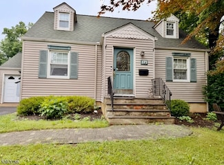 171 N Hillside Ave, Chatham, NJ 07928