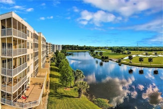 1200 Country Club Dr Unit 6103, Largo, FL 33771
