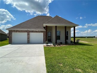 154 Sugarcane Blvd, Iowa, LA 70647