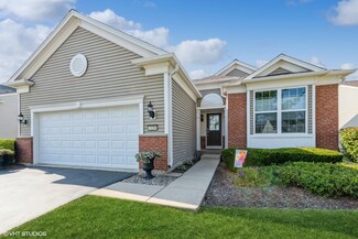 3330 Bagatelle Ln, Mundelein, IL 60060