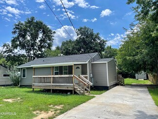 419 Arnold St, Maryville, TN 37804