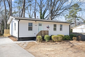 1084 Fairburn Rd NW, Atlanta, GA 30331