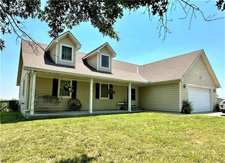14711 NE State Route Hwy E, Adrian, MO 64720
