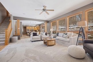 1496 Pinetree Trail, Saint Paul, MN 55122