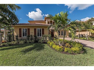2101 Modena Ct, Naples, FL 34105
