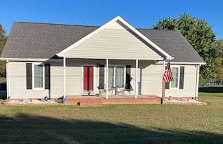 1 Smokey Cir, Petersburg, TN 37144