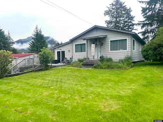 314 Cascade St, Sitka, AK 99835