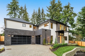 1588 102nd Ave NE, Bellevue, WA 98004