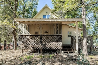 41894 Merriman Ln, Auberry, CA 93602