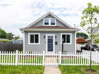175 Grassmere Ave, East Providence, RI 02914