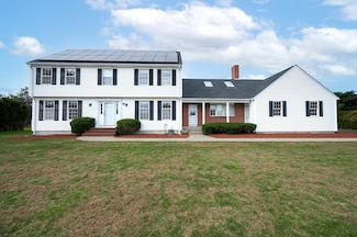 50 Meadowlark Dr, Seekonk, MA 02771