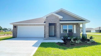 8069 Fir Tree Dr, Milton, FL 32583