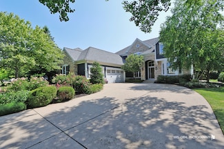 905 Burnham Ct, Aurora, IL 60502