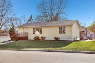 400 Ash St, Hastings, MN 55033