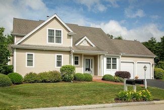 26 Arbor Hills Dr, Kingston, MA 02364