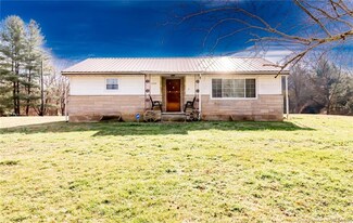 12329 W State Road 256, Lexington, IN 47138