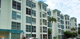 200 177th Dr Unit 107, Sunny Isles Beach, FL 33160