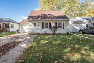 1128 Marquette Ave, Green Bay, WI 54304