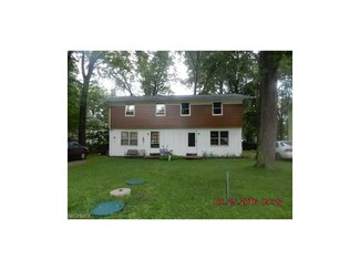 1933 E 52nd St, Ashtabula, OH 44004