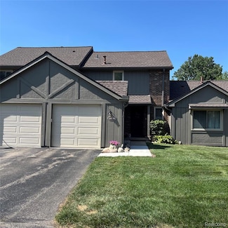 44736 Lynn Dr, Plymouth, MI 48170