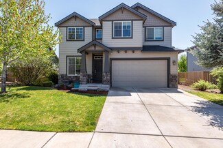 2664 SW 50th St, Redmond, OR 97756