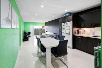 1900 W 68th St Unit I403, Hialeah, FL 33014