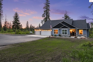 3813 W Upriver Dr, Coeur D'Alene, ID 83814