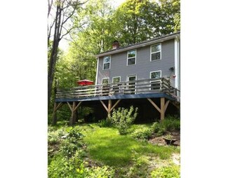 7 Wildwood Ln Unit 11, Goshen, MA 01032