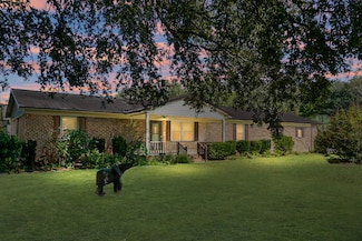 1763 Kingstree Hwy, Manning, SC 29102